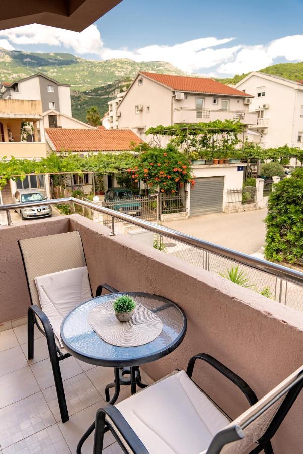 Guest House Jasna Будва Екстериор снимка