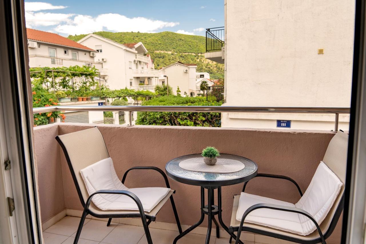Guest House Jasna Будва Екстериор снимка
