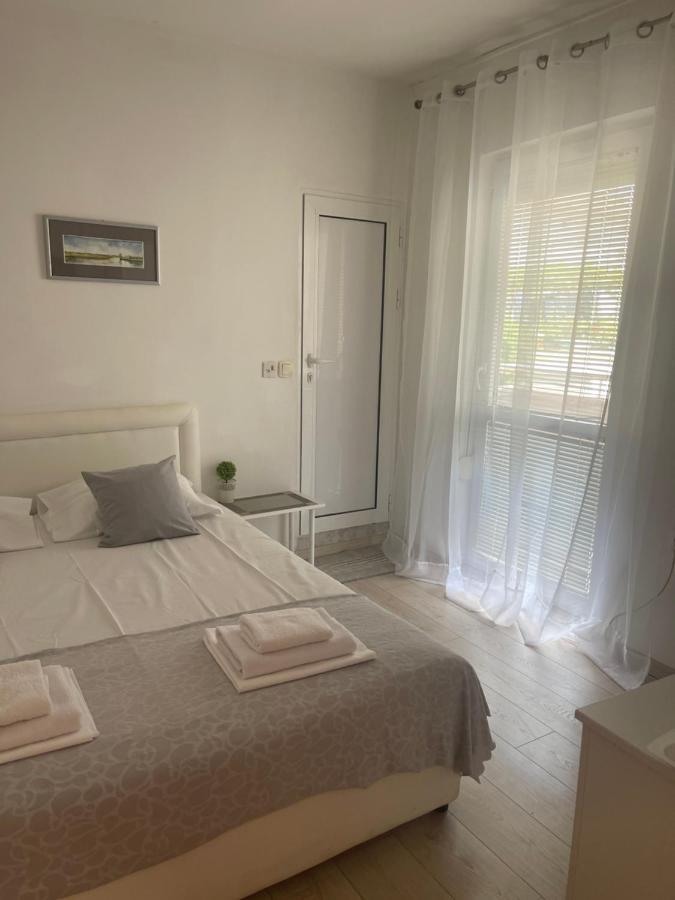 Guest House Jasna Будва Екстериор снимка
