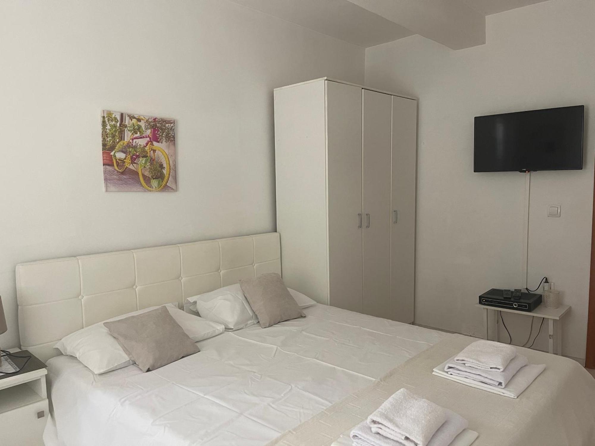 Guest House Jasna Будва Екстериор снимка